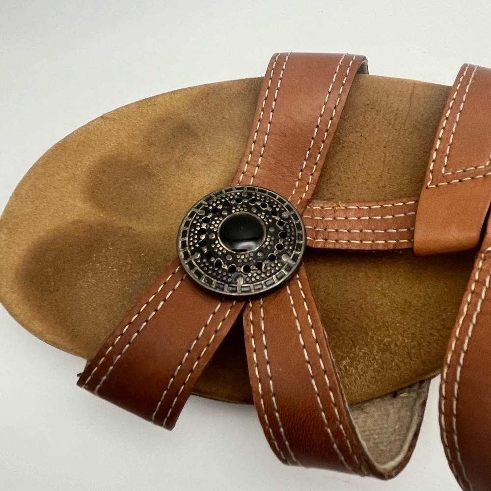 Munro Sandals size 8